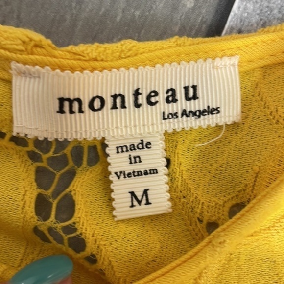 MONTEAU golden yellow flutter cap sleeve dress. Fully lined. Size medium. EUC - Picture 9 of 11